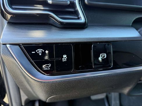 Used 2023 Kia Sportage X-Line w/ X-Line Premium Package image 14