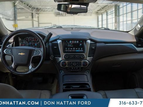 Used 2018 Chevrolet Tahoe Premier AWD/4WD image 4