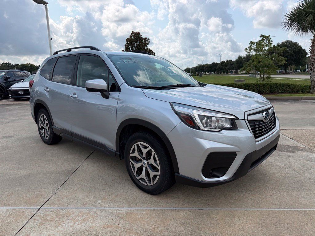 Used 2019 Subaru Forester Premium w/ All-Weather Package AWD/4WD image 7