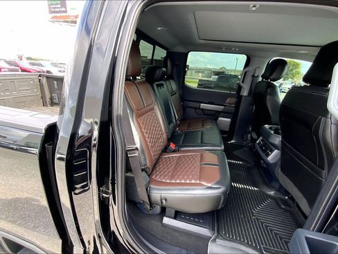 Used 2024 Ford F250 Lariat w/ Lariat Ultimate Package image 19