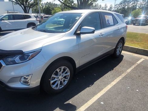 Used 2020 Chevrolet Equinox LT FWD image 4