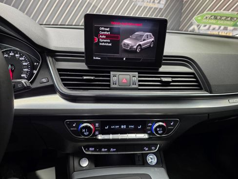 Used 2019 Audi Q5 2.0T Premium w/ Convenience Package image 21