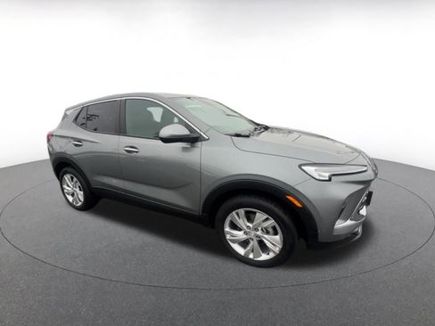 Used 2025 Buick Encore GX Preferred image 2