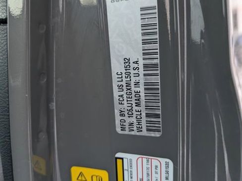 Used 2021 Jeep Gladiator Mojave image 29