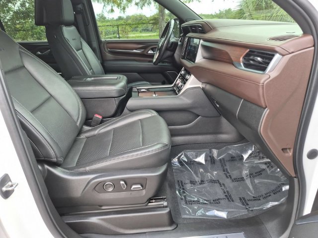 Certified 2021 GMC Yukon Denali w/ Denali Ultimate Package RWD image 24