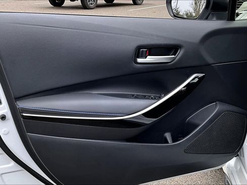 Used 2022 Toyota Corolla XSE image 21