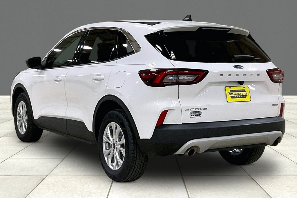 Certified 2023 Ford Escape Active AWD/4WD image 11