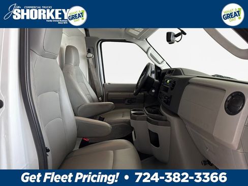 Used 2024 Ford E-350 and Econoline 350 Super Duty w/ Power Windows & Locks Group image 26