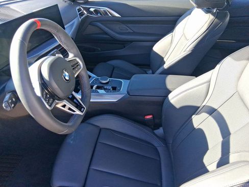 Used 2025 BMW M440i Coupe image 5