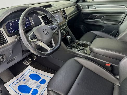 Used 2020 Volkswagen Atlas Cross Sport SEL R-Line AWD/4WD image 10