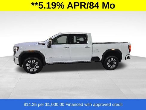 New 2026 GMC Sierra 3500 Denali w/ Denali Reserve Package AWD/4WD image 4
