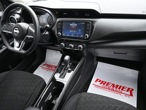 Used 2024 Nissan Kicks SV image 19