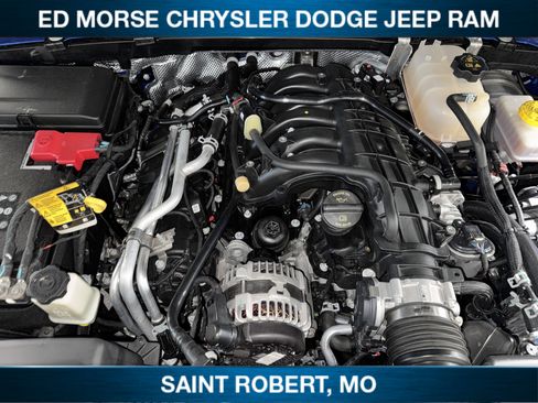 Used 2024 Jeep Wrangler Unlimited Rubicon w/ Technology Group AWD/4WD image 13