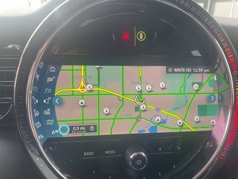 Used 2024 MINI Cooper SE image 12