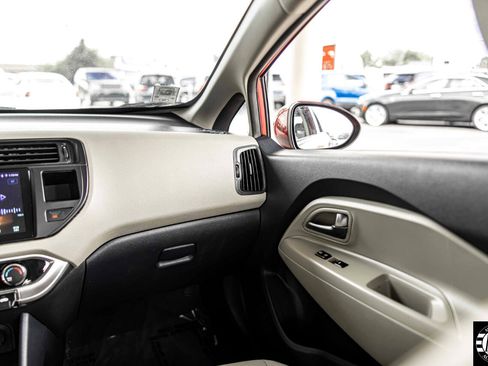 Used 2013 Kia Rio LX w/ PWR Pkg image 37