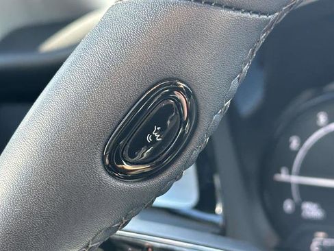 Used 2022 Lincoln Corsair Standard w/ Equipment Group 101A image 15