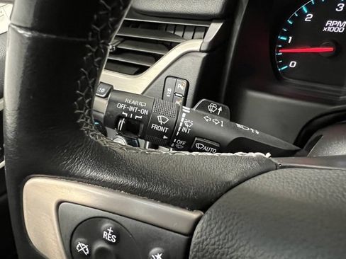 Used 2020 GMC Yukon XL Denali image 34