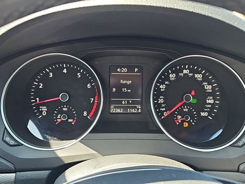 Used 2018 Volkswagen Jetta SE FWD image 9