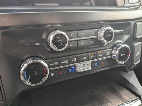 Certified 2024 Ford F250 Lariat w/ Lariat Ultimate Package AWD/4WD image 15
