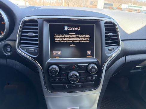 Used 2015 Jeep Grand Cherokee Altitude image 21