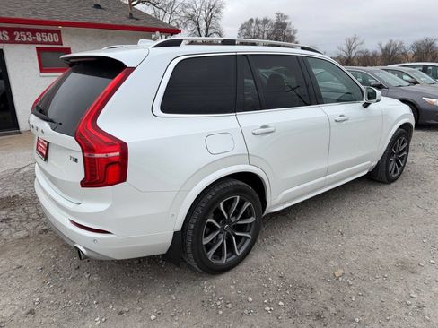 Used 2018 Volvo XC90 T5 Momentum w/ Convenience Package image 3