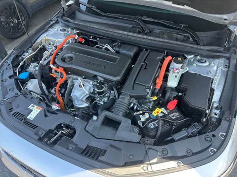 Used 2025 Honda Accord Sport image 28