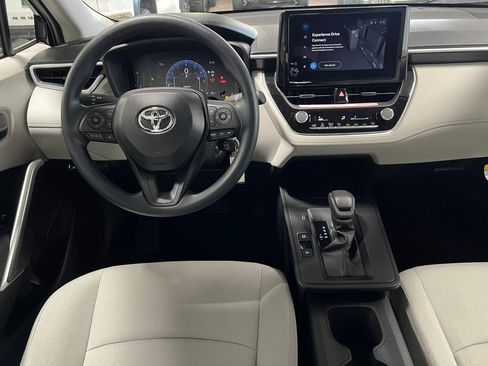 New 2026 Toyota Corolla Cross L image 28