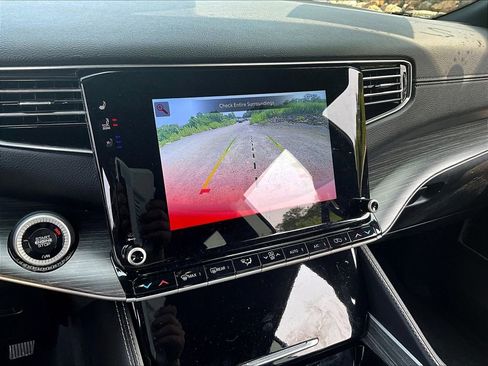 Used 2024 Jeep Wagoneer Series III image 20