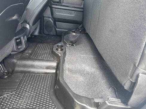 Used 2024 RAM 2500 Tradesman w/ Chrome Appearance Group AWD/4WD image 18