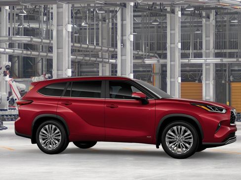 New 2026 Toyota Highlander Platinum image 13