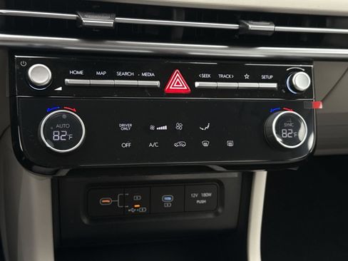 New 2026 Hyundai Tucson Blue SE image 21