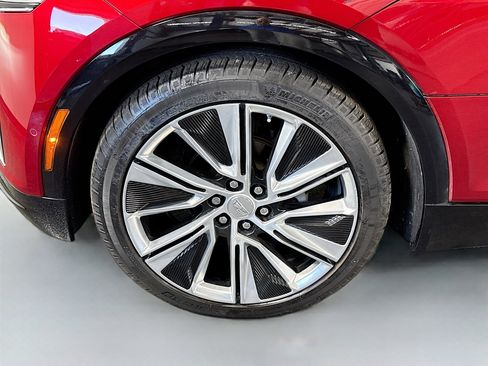 Used 2024 Cadillac Lyriq Luxury w/ LPO, Floor Liner Package image 38