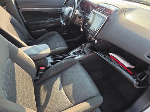 Used 2021 Mitsubishi Outlander Sport ES FWD image 39