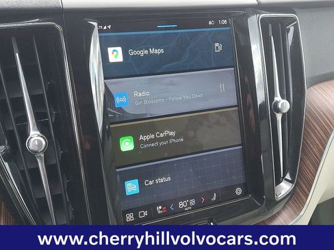 Certified 2022 Volvo XC60 B5 Momentum w/ Advanced Package image 18