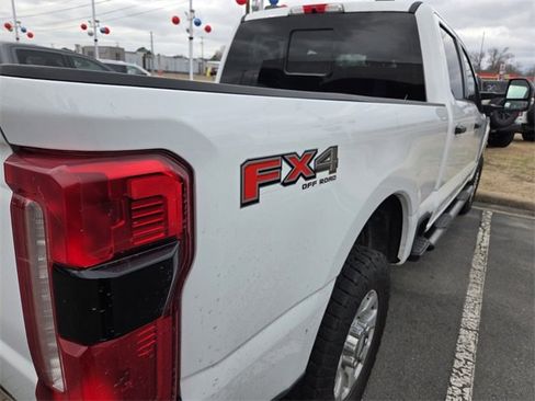 Used 2023 Ford F250 XLT w/ 360-Degree Camera Package image 9