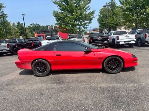 Used 1995 Chevrolet Camaro Z28 RWD image 5
