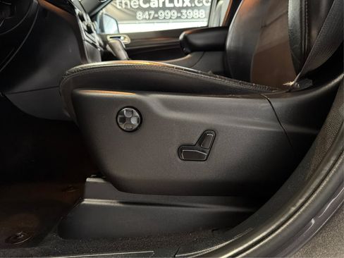 Used 2020 Jeep Grand Cherokee Altitude AWD/4WD image 23
