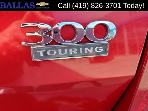 Used 2010 Chrysler 300 Touring Plus RWD image 31