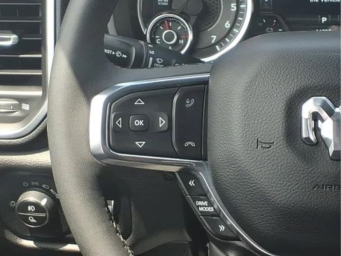 Used 2025 RAM 1500 Laramie AWD/4WD image 21