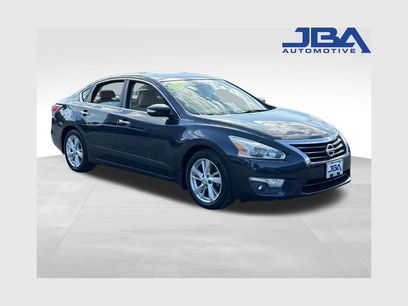 Used 2015 Nissan Altima 2.5 SL w/ Technology Package