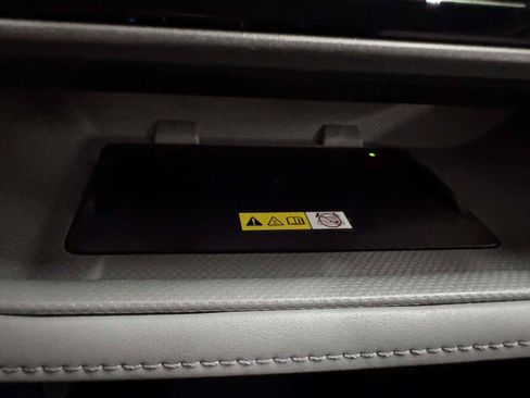 Used 2023 Toyota Highlander Limited FWD image 33