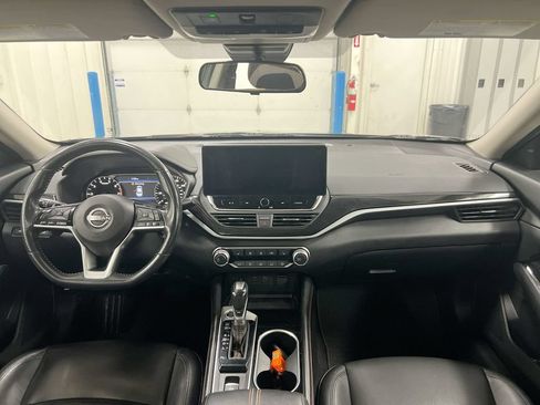 Used 2023 Nissan Altima 2.5 SR w/ SR Premium Package AWD/4WD image 10