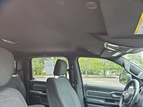 Used 2020 RAM 1500 Big Horn AWD/4WD image 12