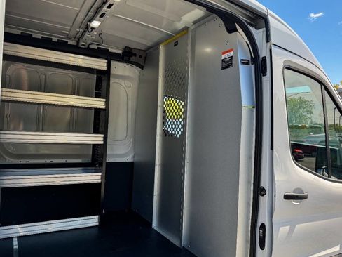 Used 2023 Ford E-Transit Medium Roof RWD image 14