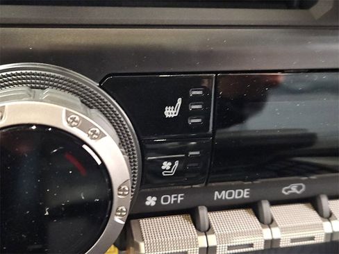 New 2026 Toyota 4Runner 4WD image 10