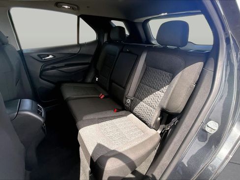 Used 2023 Chevrolet Equinox LT FWD image 19