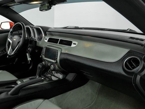 Used 2015 Chevrolet Camaro SS w/ RS Package image 11