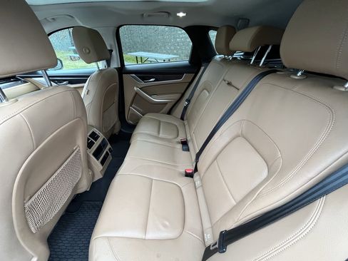 Used 2021 Jaguar F-PACE S image 30