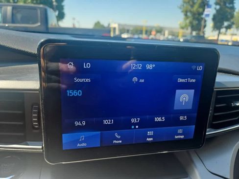 Used 2023 Ford Explorer XLT w/ Equipment Group 202A RWD image 17