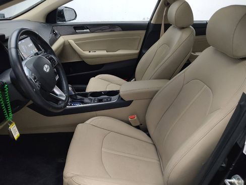 Used 2018 Hyundai Sonata Limited w/ Limited Ultimate Package 03 FWD image 17